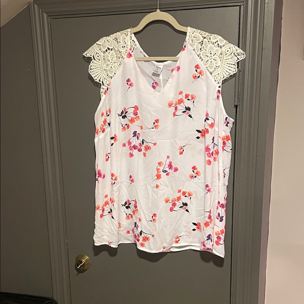 City Streets White Floral Lace-Trim V-Neck Camisole